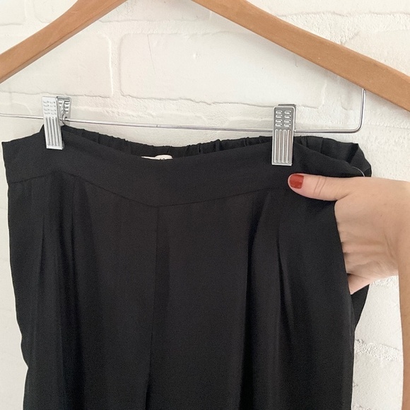Aritzia Babaton Dress Pants Trousers High Waist Darted Silky Black Pockets 6 - Picture 9 of 16